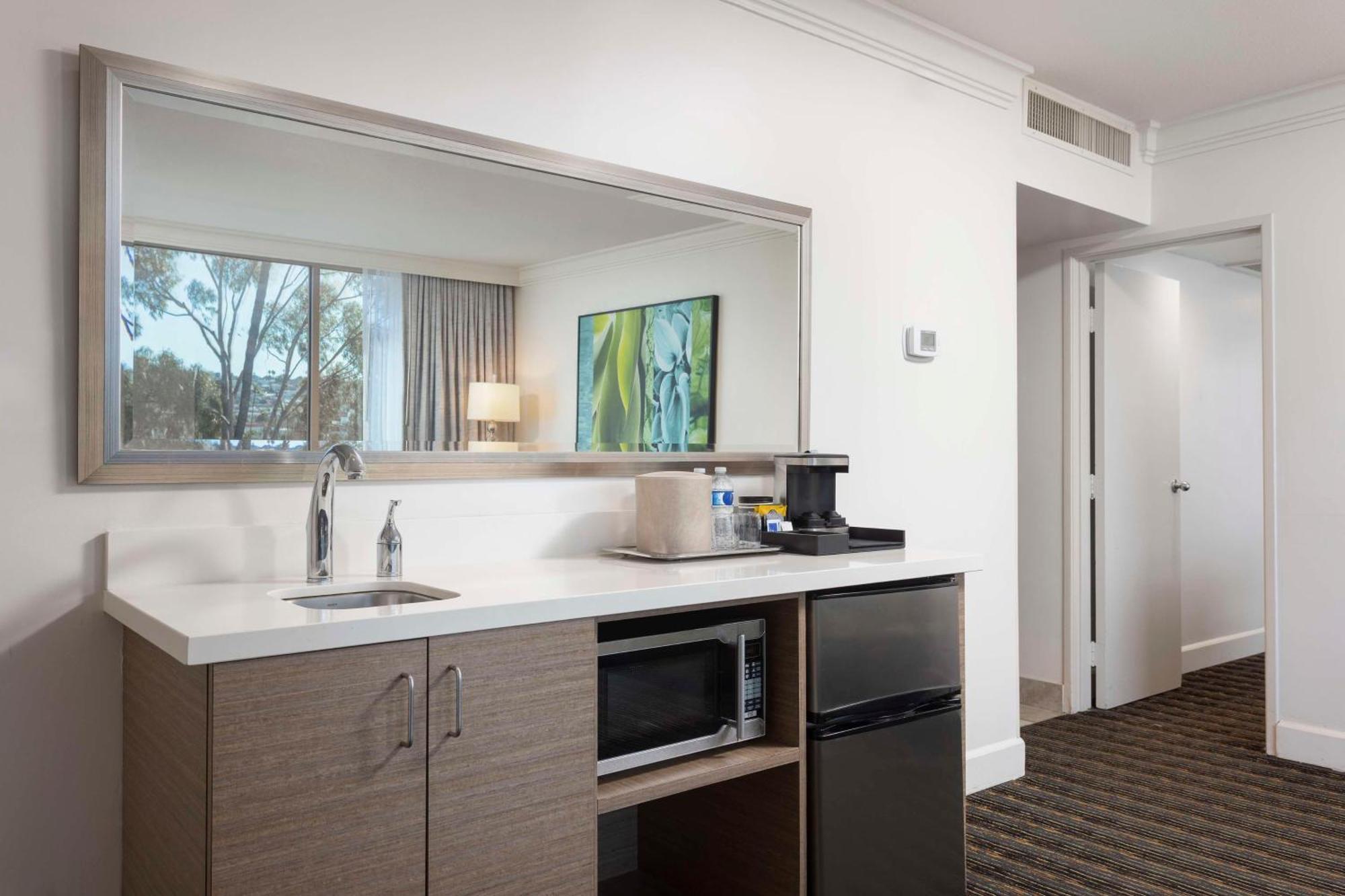 Doubletree By Hilton San Diego Bayside Buitenkant foto